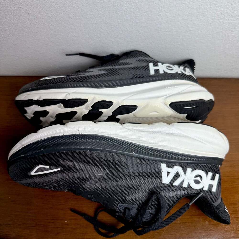 HOKA Clifton 9 Running Shoes Black/White Women US 7.5B - Picture 9 of 10